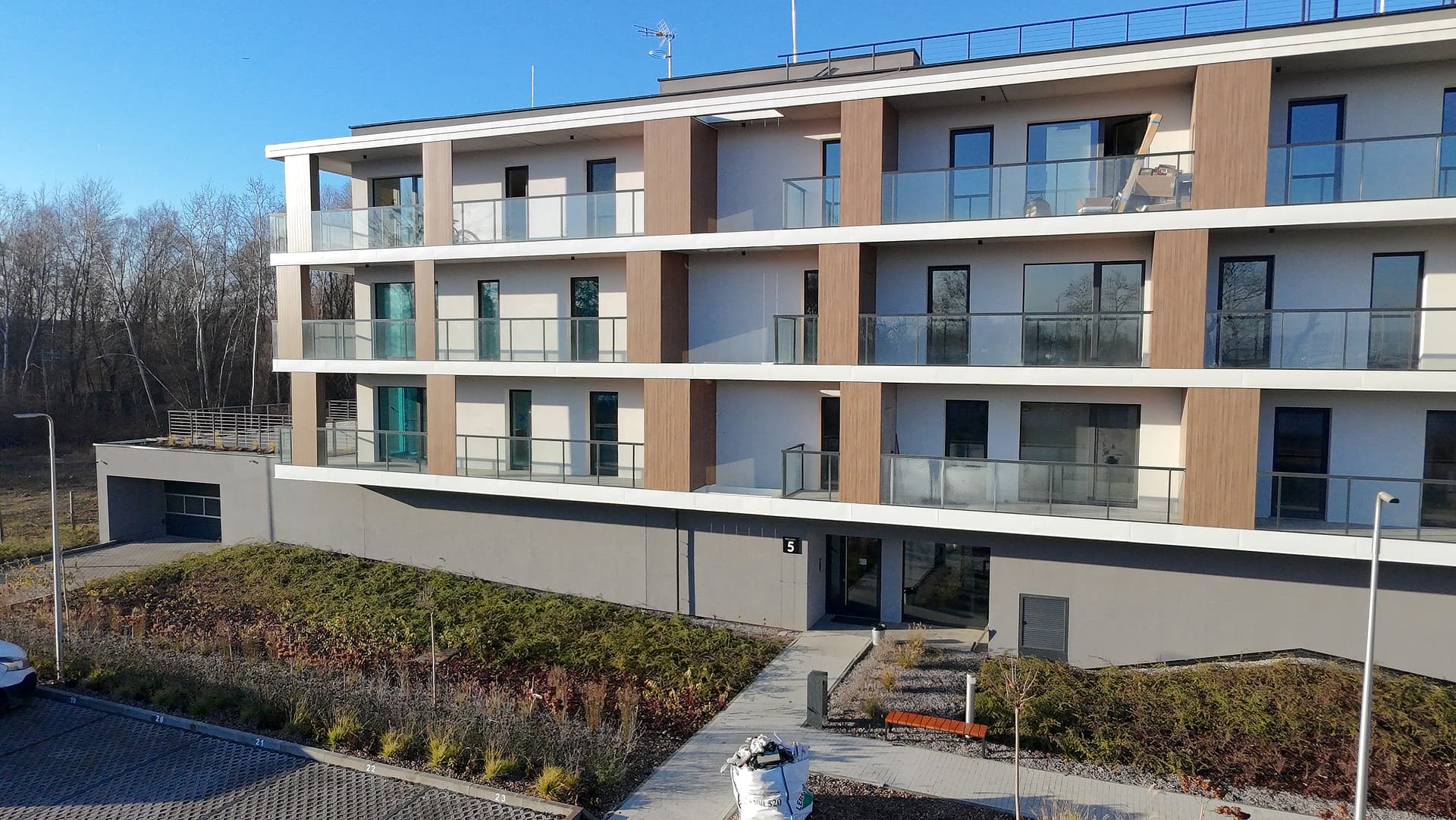 Victoria, Dziennik budowy