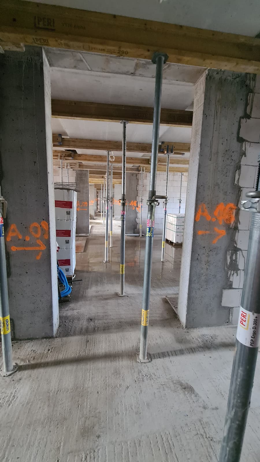 Merloft, Dziennik budowy