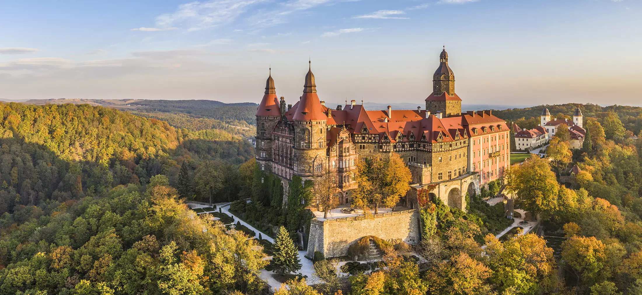 Zamieszkaj przy zamku Książ